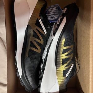 Salomon Sense Ride 3 Special Edition Gold